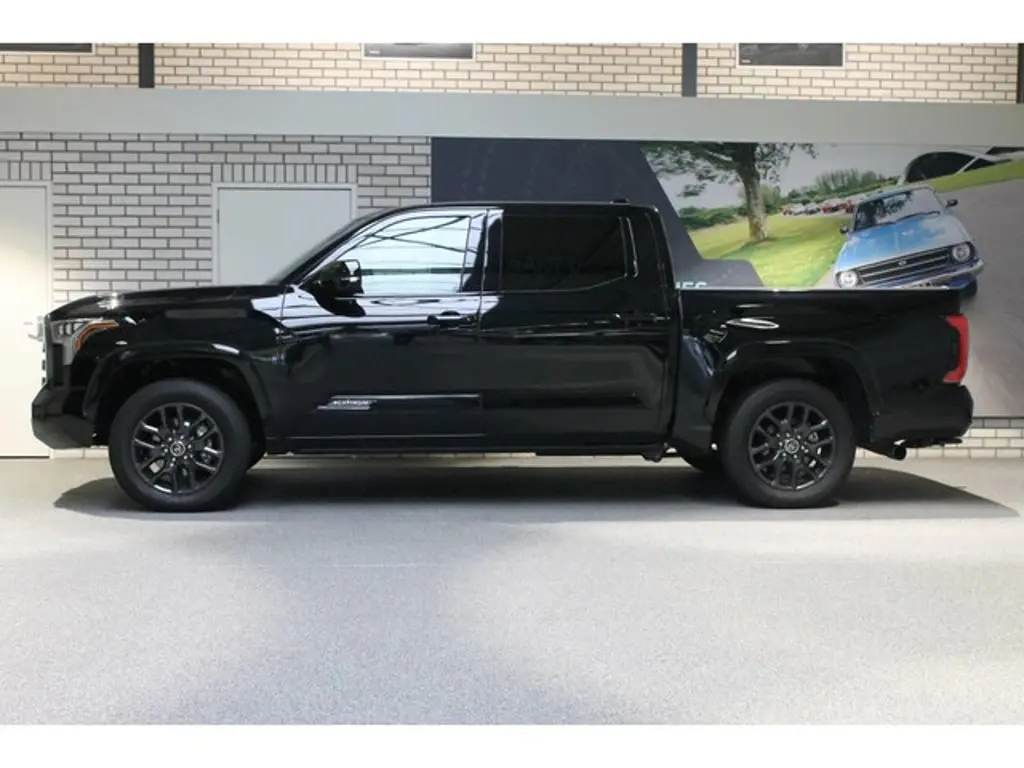 Toyota Tundra 3