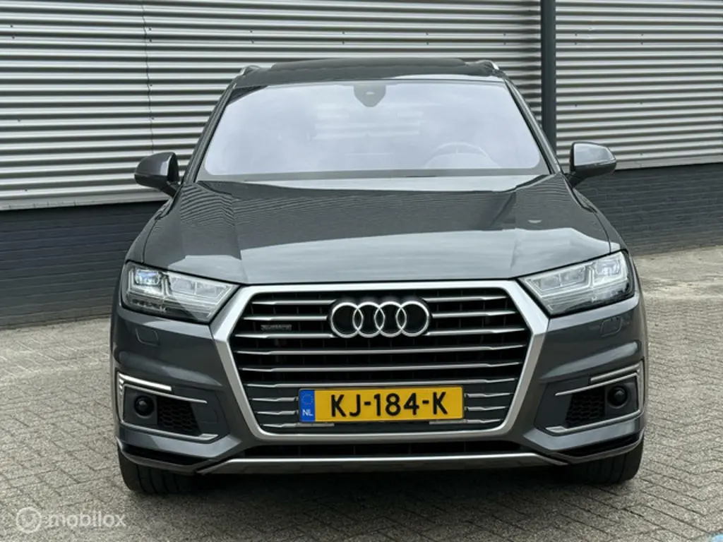Audi Q7 3