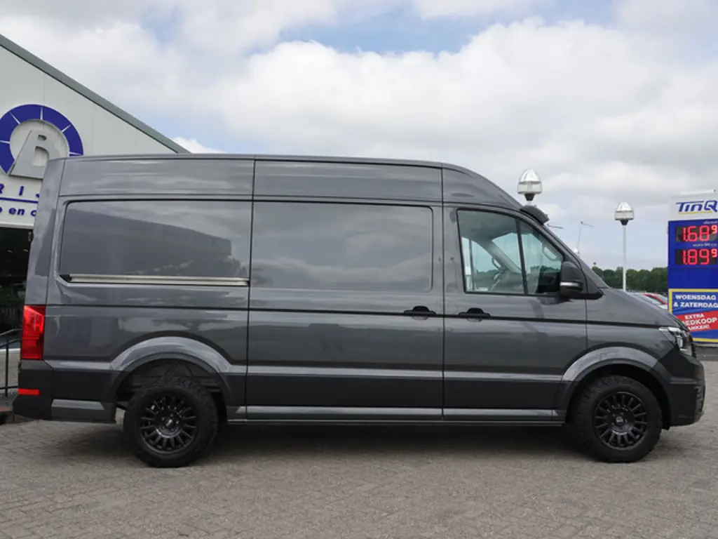 Volkswagen Crafter 2
