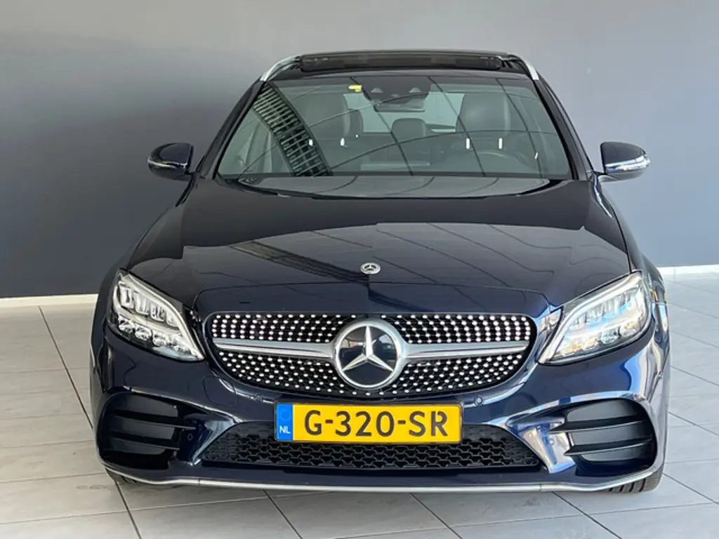 Mercedes-Benz C-Klasse 2