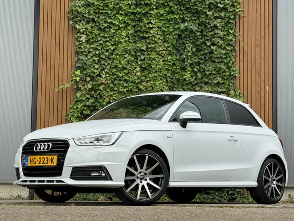 Audi A1 3