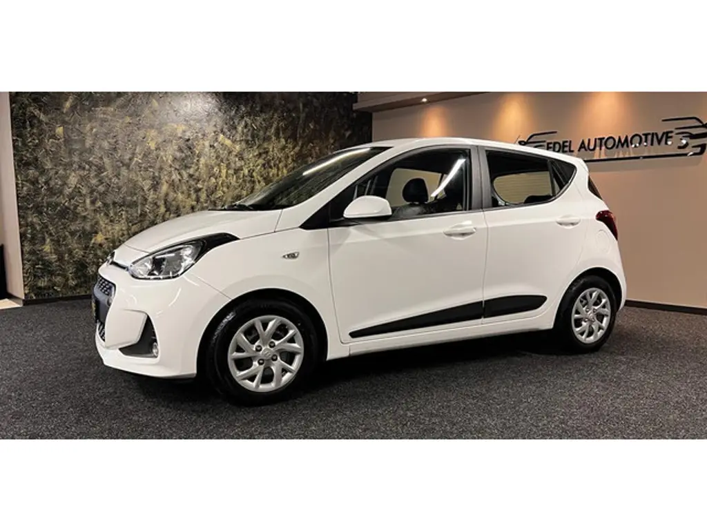 Hyundai i10 3