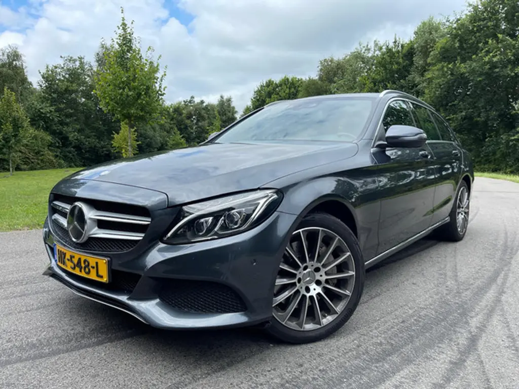 Mercedes-Benz C-Klasse 2