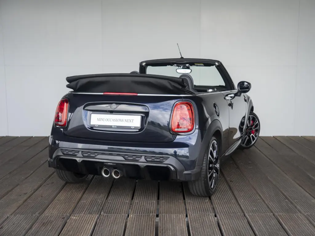 MINI Cooper Cabrio 2