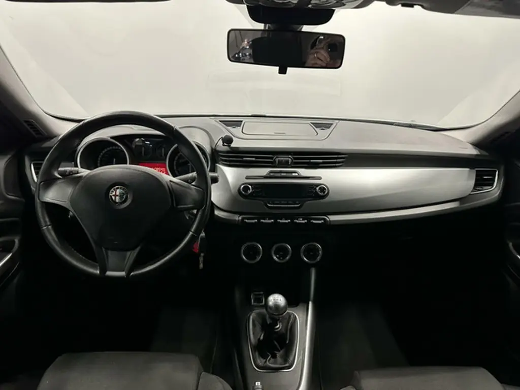 Alfa Romeo Giulietta 2