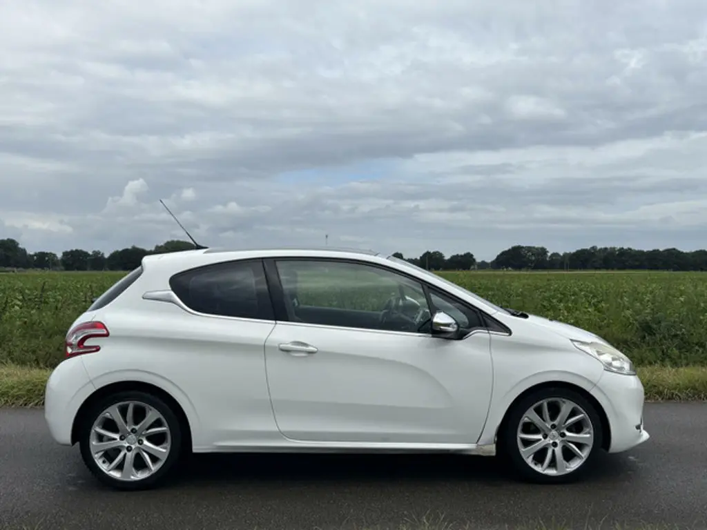 Peugeot 208 3