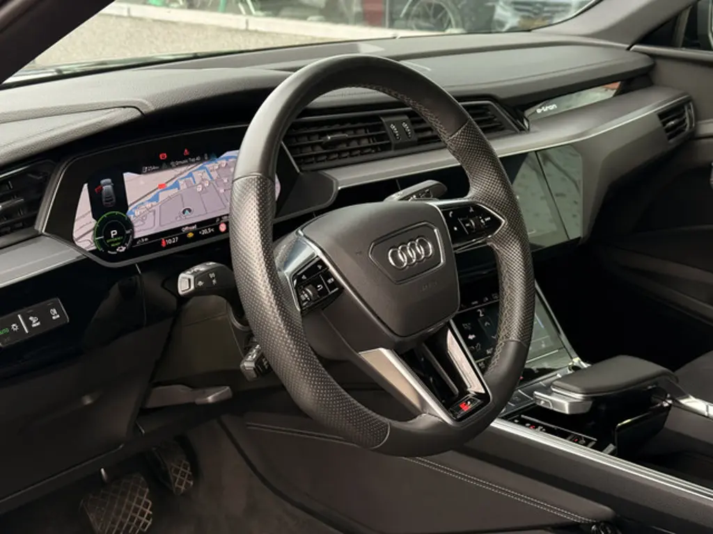 Audi e-tron 2