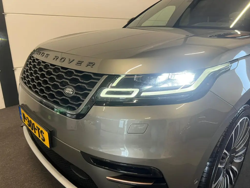 Land Rover Range Rover Velar 3